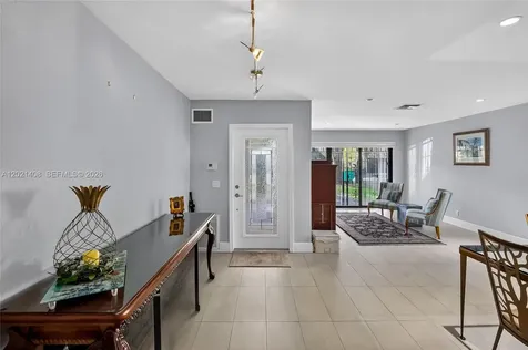 8887 SW 62nd Terrace Miami FL 33173