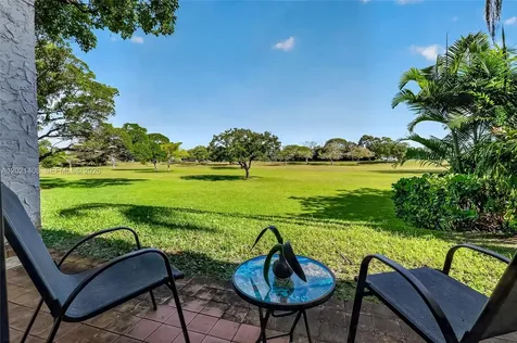 8887 SW 62nd Terrace Miami FL 33173