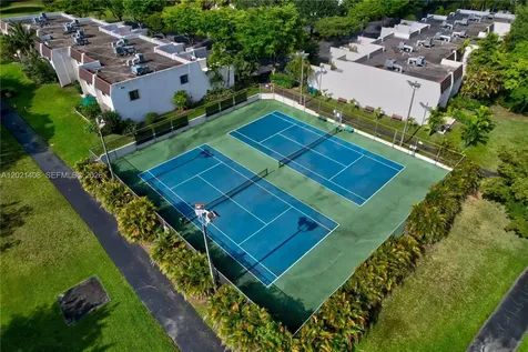 8887 SW 62nd Terrace Miami FL 33173