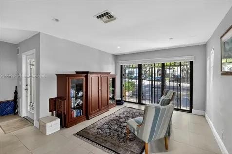8887 SW 62nd Terrace Miami FL 33173