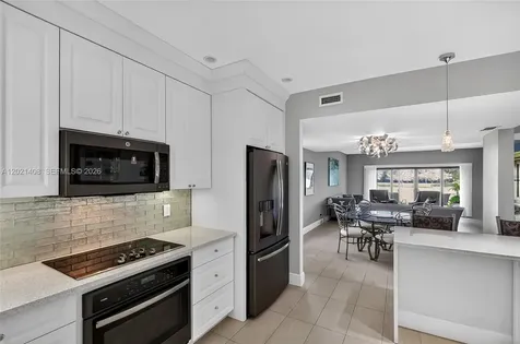8887 SW 62nd Terrace Miami FL 33173