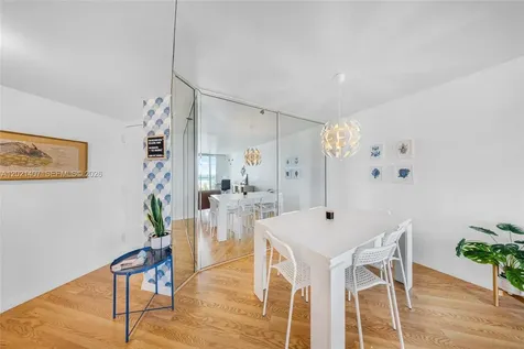5880 Collins Avenue Miami Beach FL 33140