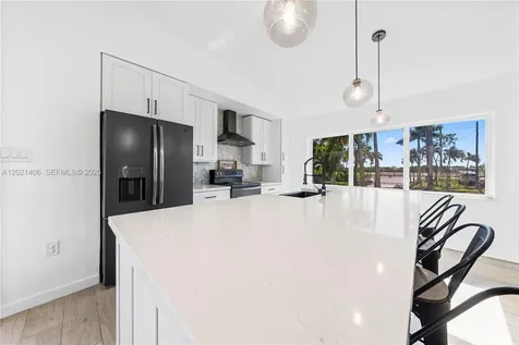19601 SW 187th Avenue Miami FL 33187