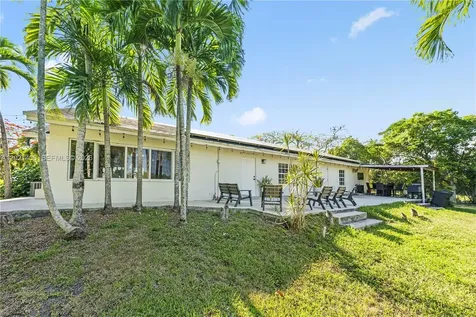 19601 SW 187th Avenue Miami FL 33187