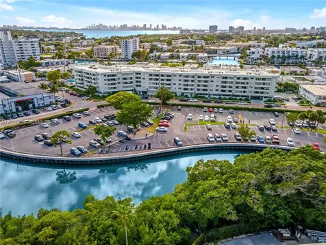 7300 Wayne Avenue Miami Beach FL 33141