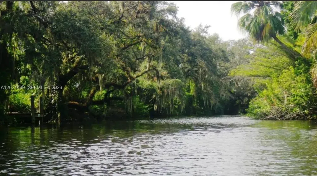 140 Nassau Avenue S Other City - In The State Of Florida FL 33974