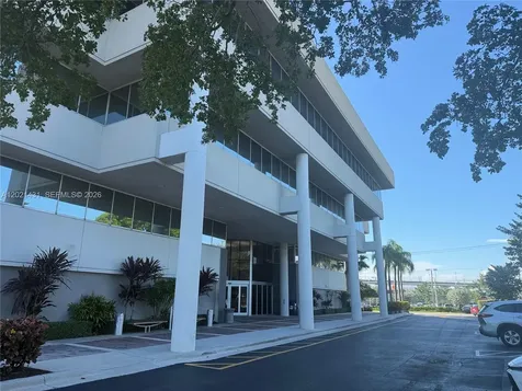 290 NW 165th Street Miami FL 33169