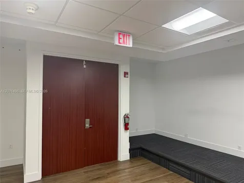 290 NW 165th Street Miami FL 33169