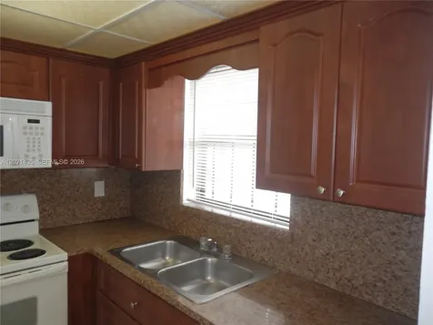 6020 Shakerwood Circle Tamarac FL 33319