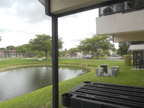 6020 Shakerwood Circle Tamarac FL 33319
