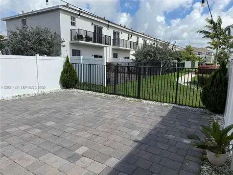 779 SE 18th Street Homestead FL 33034