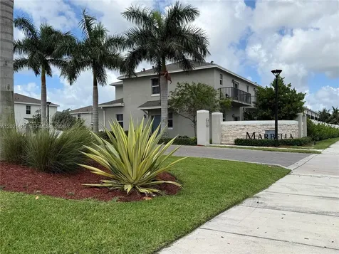 779 SE 18th Street Homestead FL 33034
