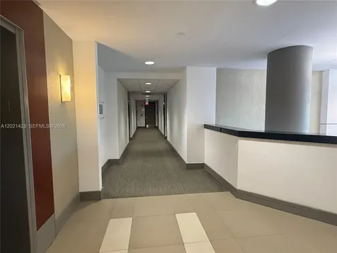 290 NW 165th Street Miami FL 33169
