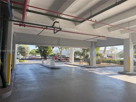 290 NW 165th Street Miami FL 33169