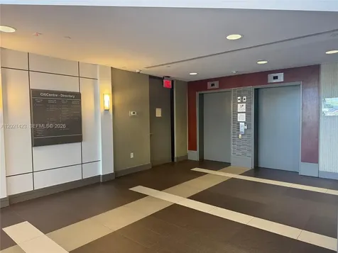 290 NW 165th Street Miami FL 33169