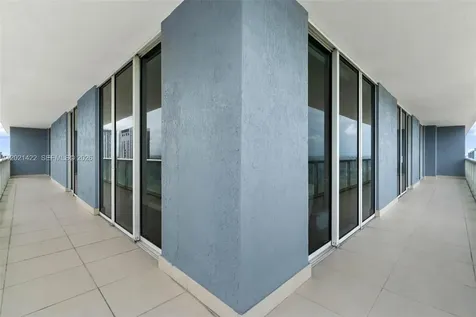 50 Biscayne Boulevard Miami FL 33132