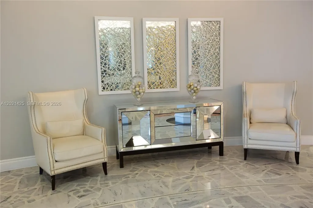 2501 S Ocean Drive Hollywood FL 33019
