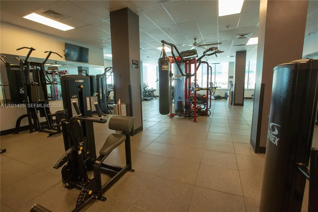 2501 S Ocean Drive Hollywood FL 33019