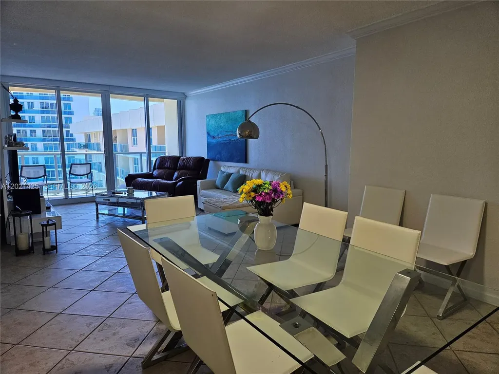2501 S Ocean Drive Hollywood FL 33019