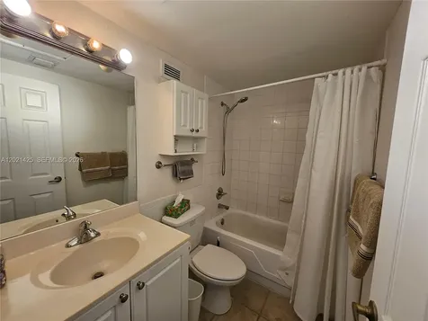 2501 S Ocean Drive Hollywood FL 33019