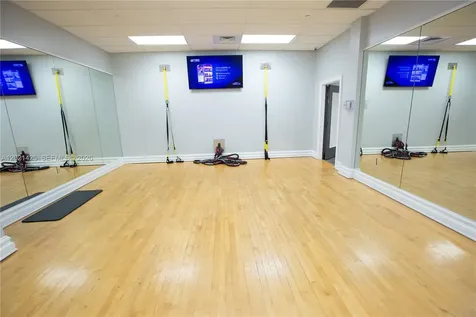 2501 S Ocean Drive Hollywood FL 33019