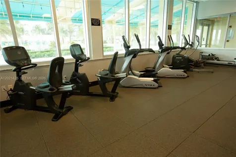 2501 S Ocean Drive Hollywood FL 33019