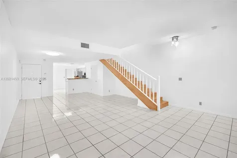800 Sorrento Drive Weston FL 33326