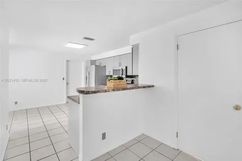 800 Sorrento Drive Weston FL 33326