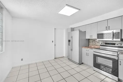 800 Sorrento Drive Weston FL 33326