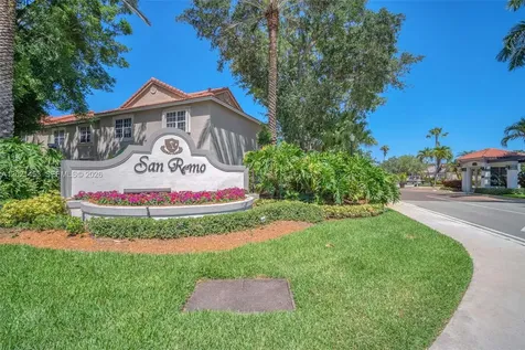 800 Sorrento Drive Weston FL 33326