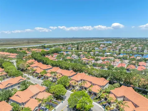 800 Sorrento Drive Weston FL 33326