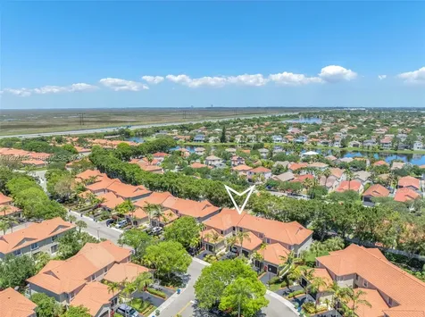 800 Sorrento Drive Weston FL 33326