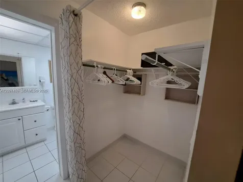 201 178th Drive Sunny Isles Beach FL 33160