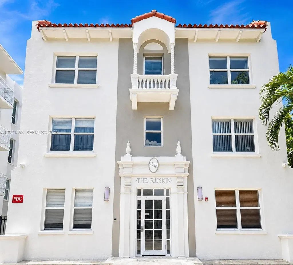 1542 Drexel Avenue Miami Beach FL 33139