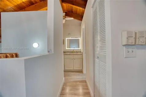 8015 SW 21st Court Davie FL 33324