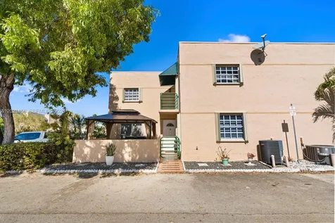 11860 SW 18th Terrace Miami FL 33175
