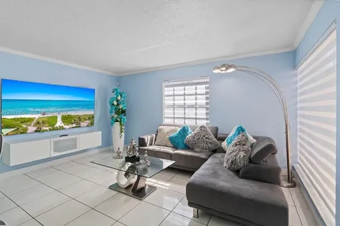 11860 SW 18th Terrace Miami FL 33175