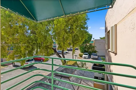 11860 SW 18th Terrace Miami FL 33175