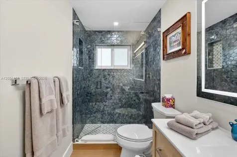 164 NE 30th Street Wilton Manors FL 33334