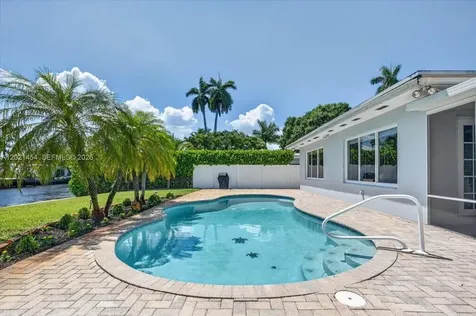 164 NE 30th Street Wilton Manors FL 33334