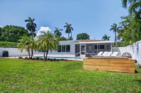 164 NE 30th Street Wilton Manors FL 33334