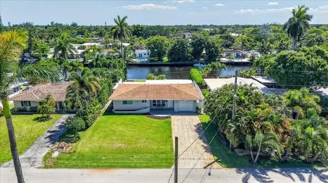 164 NE 30th Street Wilton Manors FL 33334