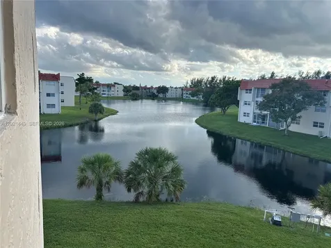 2831 E Sunrise Lakes Drive Sunrise FL 33322