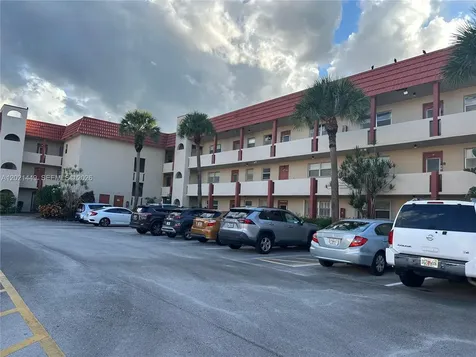2831 E Sunrise Lakes Drive Sunrise FL 33322