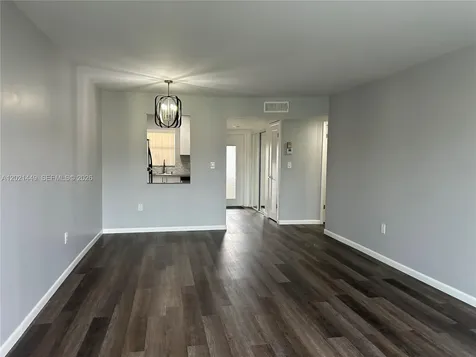 2831 E Sunrise Lakes Drive Sunrise FL 33322