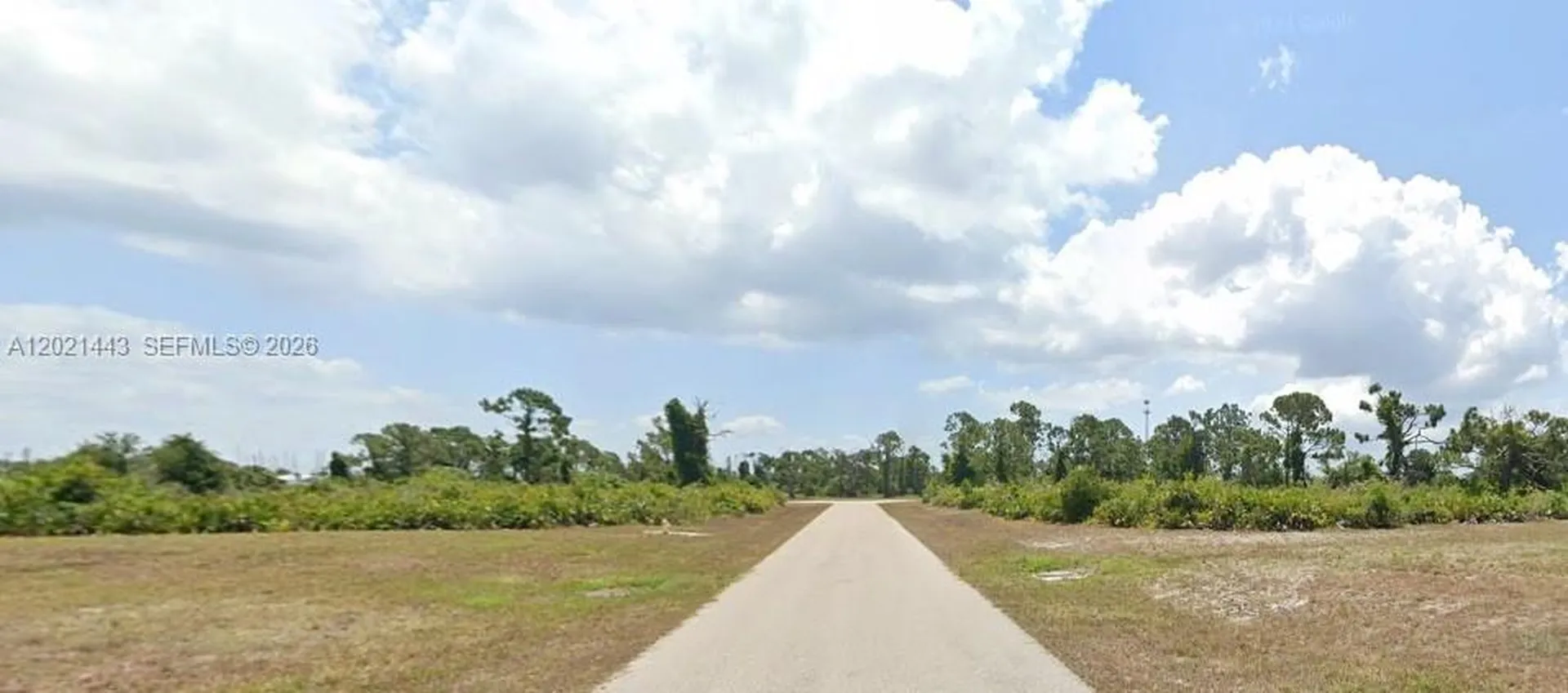 12 Trim Other City - In The State Of Florida FL 33946