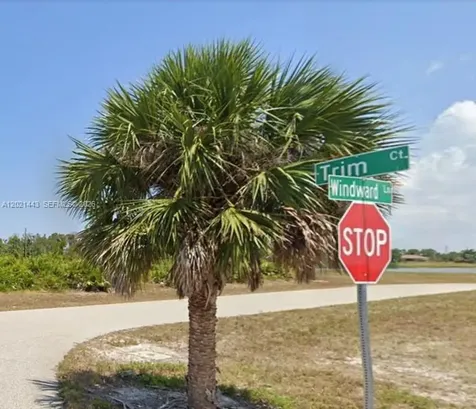 12 Trim Other City - In The State Of Florida FL 33946