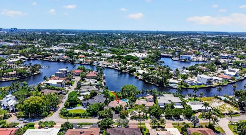 2433 Middle River Drive Fort Lauderdale FL 33305