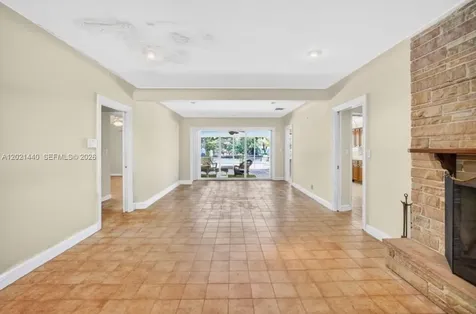2433 Middle River Drive Fort Lauderdale FL 33305