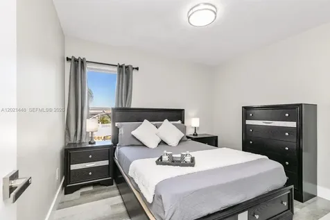 5608 Mandarin Davenport FL 33986